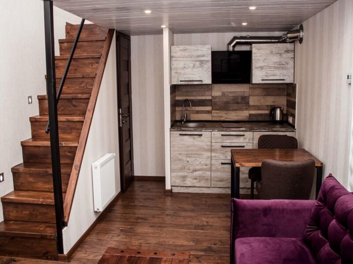 Apartment In The City Center In The House With Atlantes Odessa Dış mekan fotoğraf